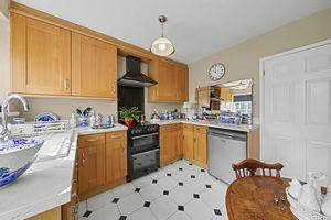 Laburnum Street Hollingwood